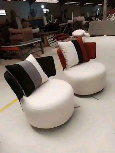 AF1QipMHfGg90j6bkXSfkXC78aHUR38rGujrOGMxkRpKw800-h500-k-no.jpg