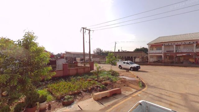 thumbnail-1192.jpg