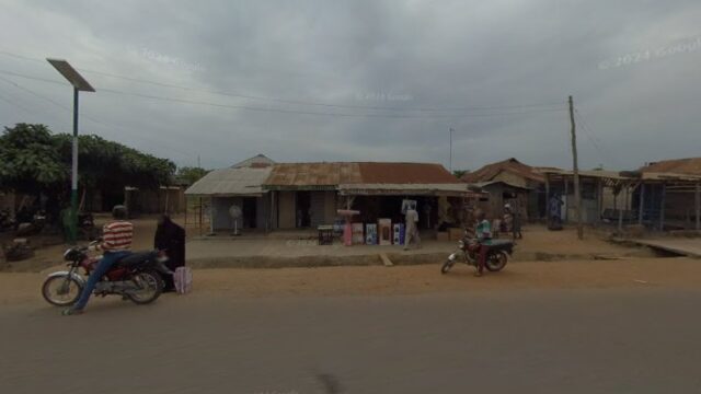 thumbnail-2208.jpg