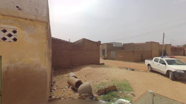 thumbnail-2462.jpg