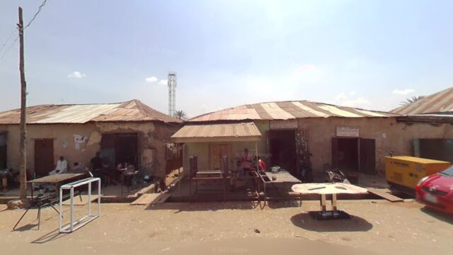 thumbnail-2571.jpg