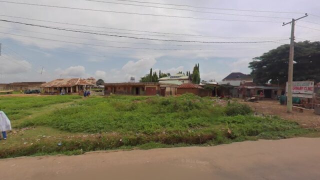 thumbnail-2584.jpg