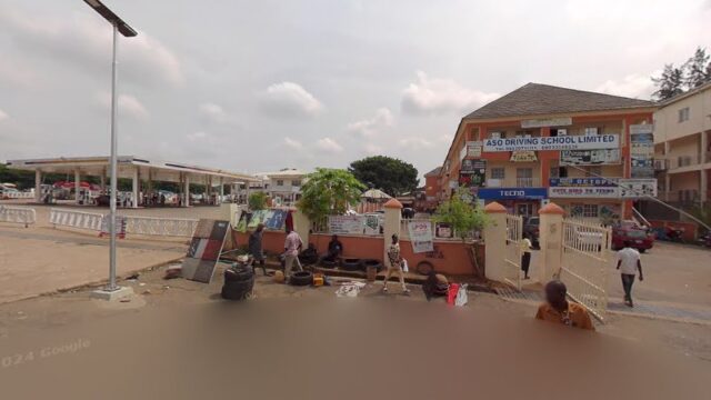 thumbnail-2612.jpg