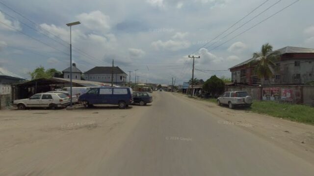 thumbnail-2739.jpg