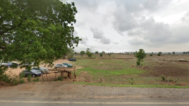 thumbnail-2762.jpg