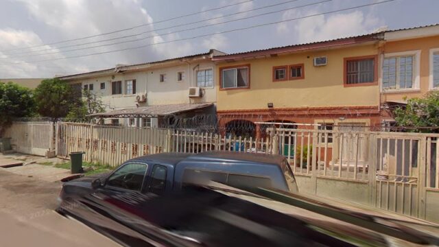 thumbnail-2854.jpg