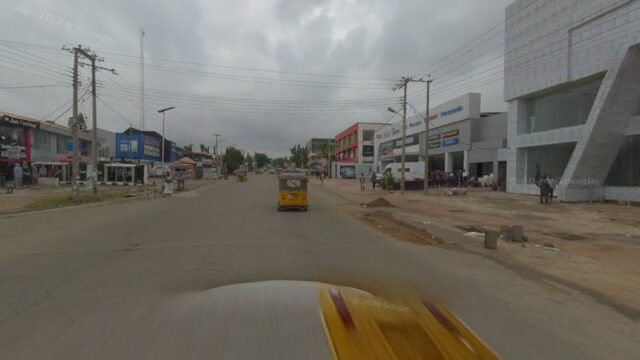 thumbnail-2872.jpg