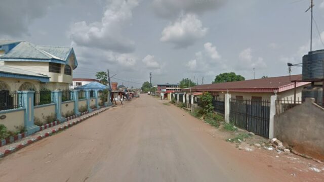 thumbnail-2903.jpg