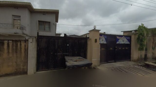 thumbnail-2957.jpg