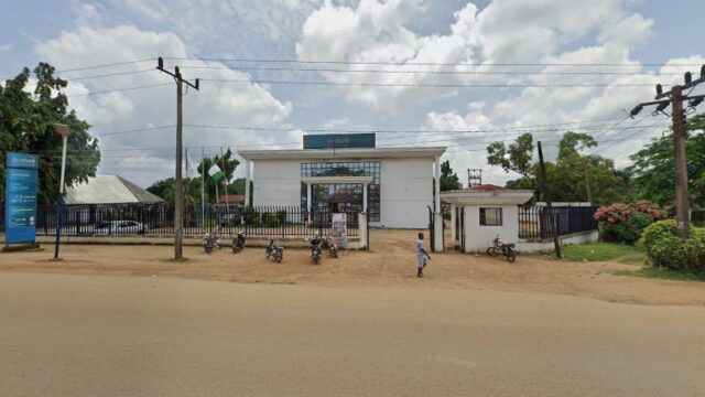 thumbnail-2981.jpg