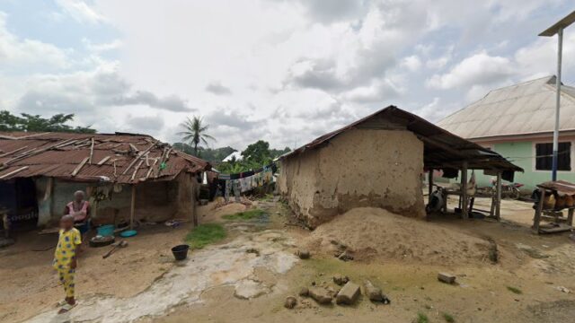 thumbnail-2982.jpg
