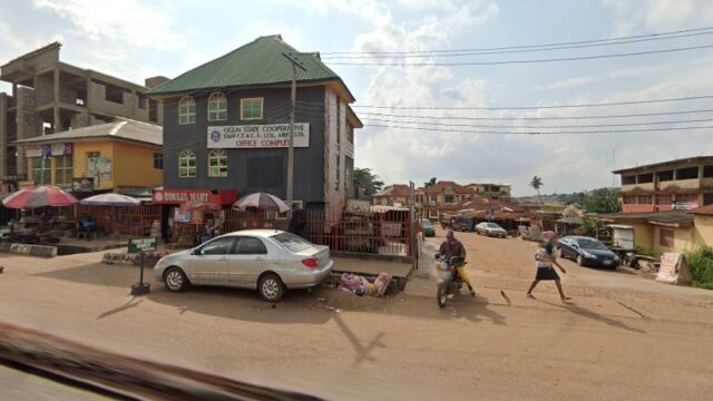 thumbnail-3739.jpg