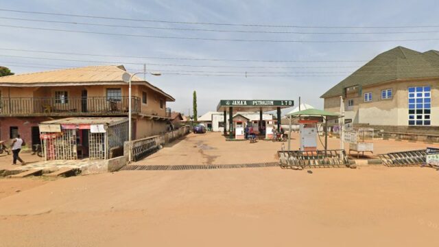 thumbnail-3808.jpg