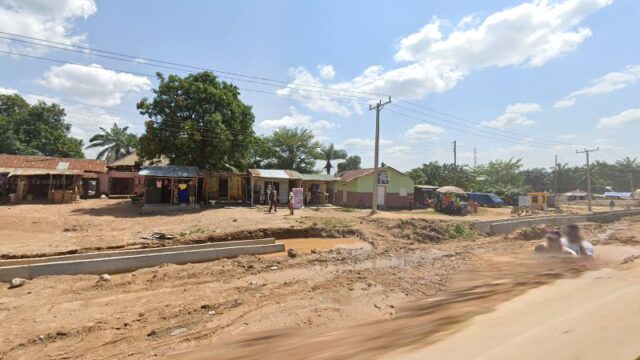 thumbnail-3943.jpg