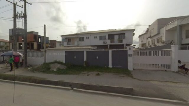 thumbnail-4002.jpg