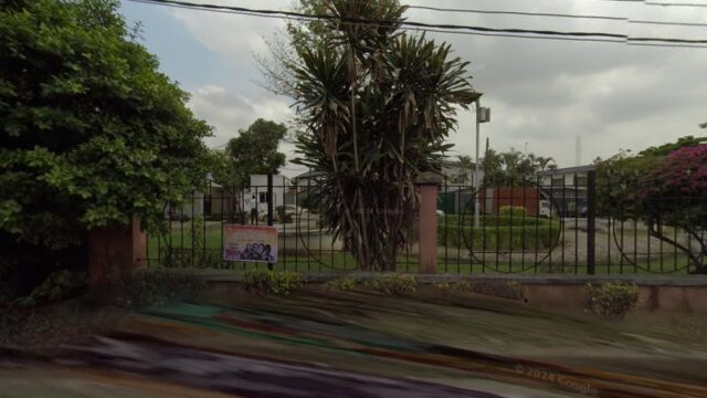 thumbnail-4047.jpg