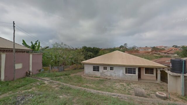 thumbnail-4052.jpg
