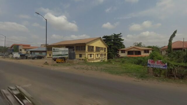 thumbnail-4070.jpg