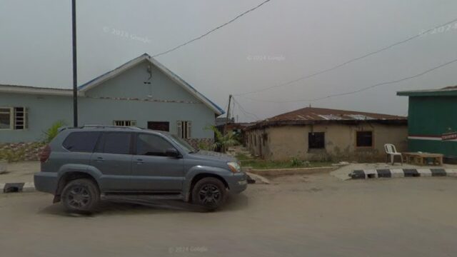 thumbnail-4083.jpg