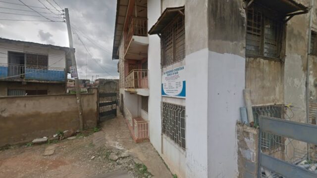 thumbnail-4647.jpg