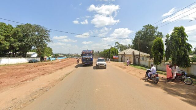 thumbnail-4702.jpg