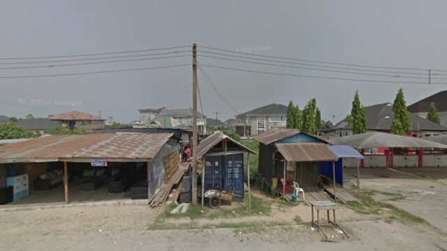 thumbnail-4952.jpg