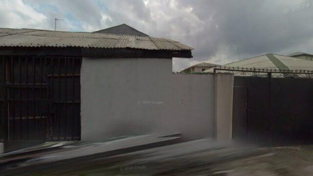 thumbnail-5240.jpg