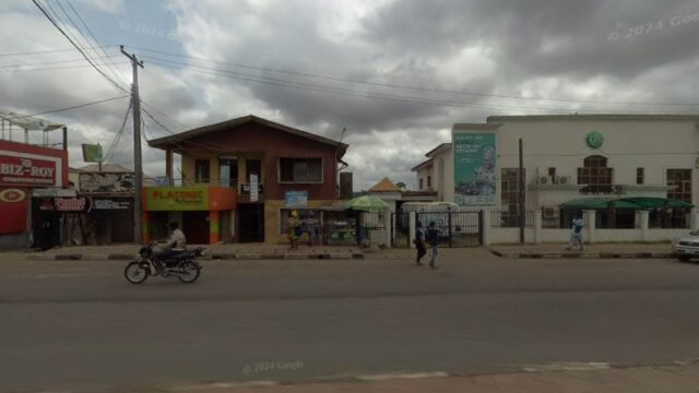 thumbnail-5522.jpg