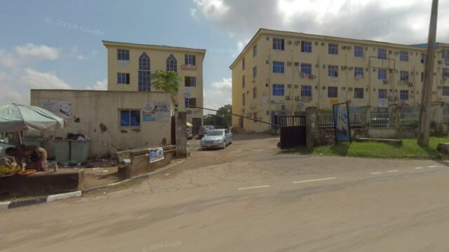 thumbnail-5530.jpg
