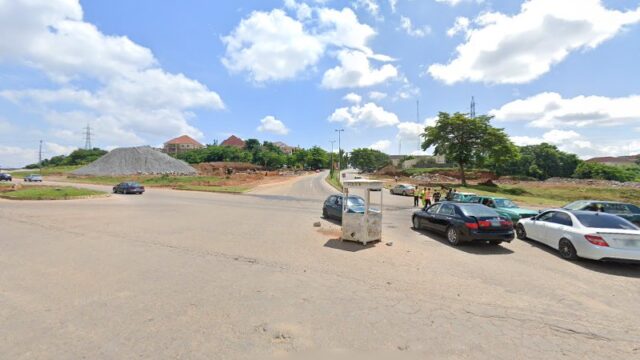 thumbnail-5570.jpg