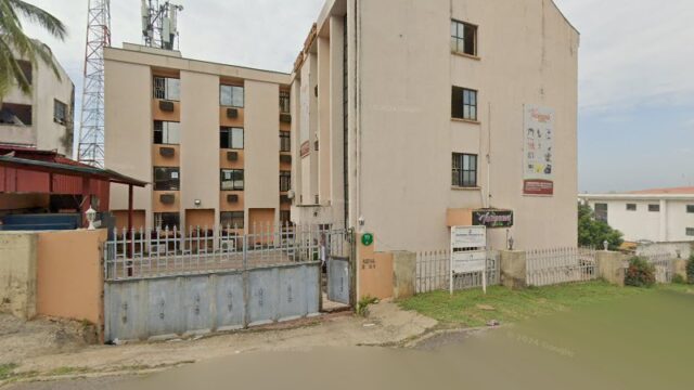 thumbnail-5572.jpg