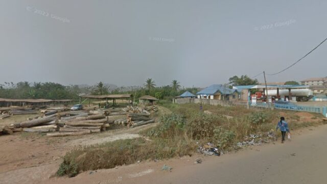 thumbnail-5677.jpg