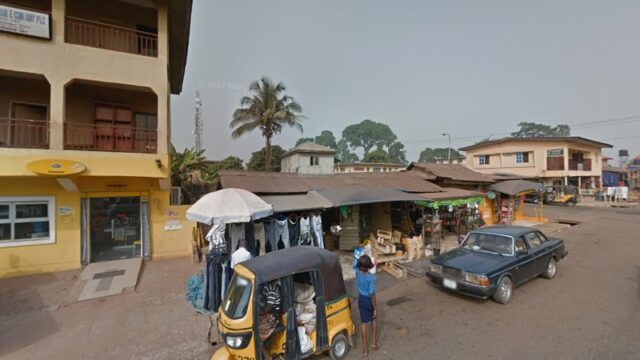 thumbnail-5906.jpg