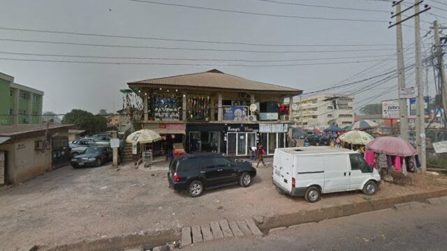 thumbnail-6385.jpg