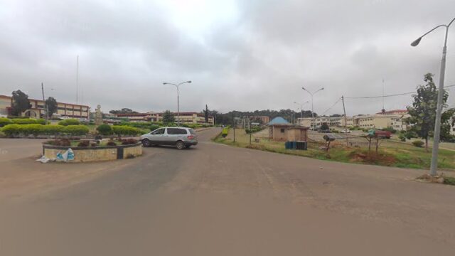 thumbnail-7592.jpg