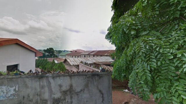 thumbnail-7600.jpg
