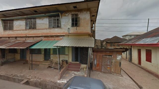 thumbnail-7639.jpg