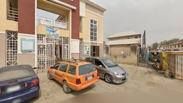 thumbnail-7700.jpg