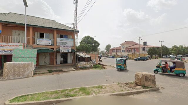 thumbnail-7702.jpg
