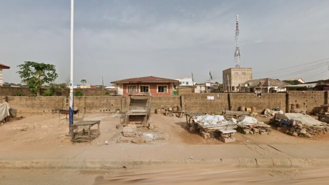 thumbnail-7710.jpg