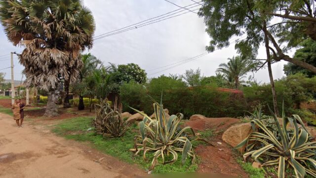 thumbnail-7726.jpg