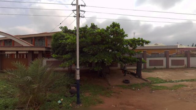 thumbnail-7746.jpg