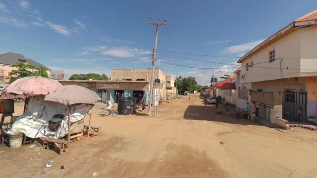 thumbnail-7831.jpg