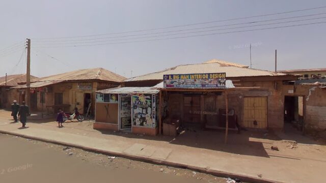 thumbnail-7894.jpg