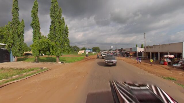 thumbnail-7923.jpg