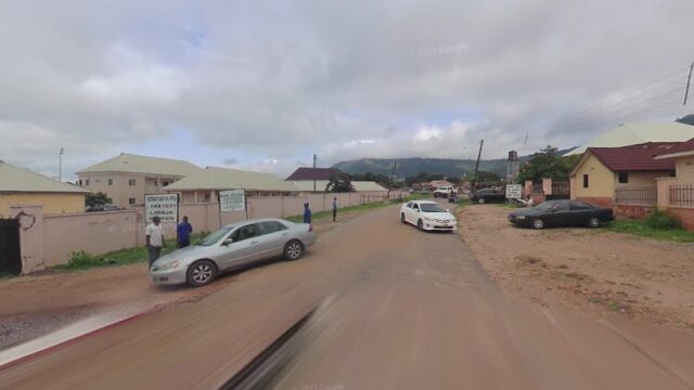 thumbnail-8011.jpg