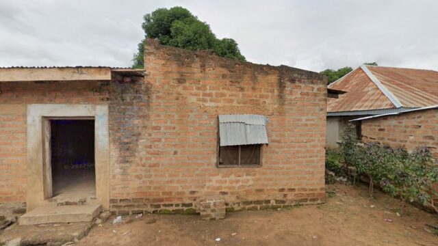 thumbnail-8070.jpg