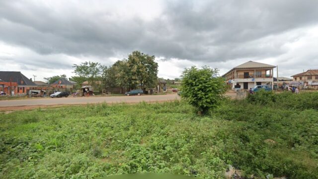 thumbnail-8135.jpg