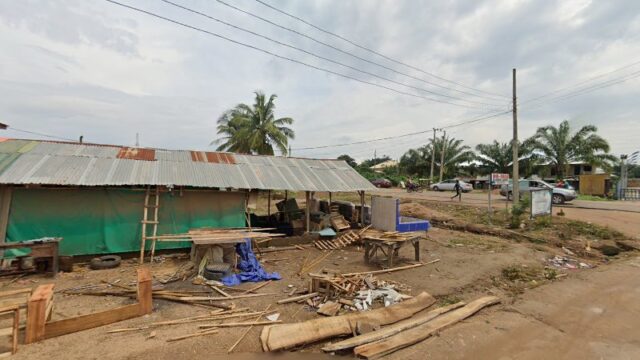 thumbnail-8142.jpg