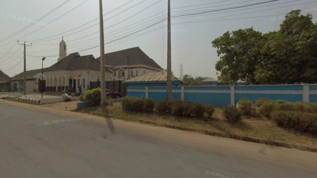 thumbnail-8203.jpg
